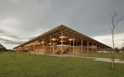 A maior construção de madeira de eucalipto da América Latina fica no Tocantins